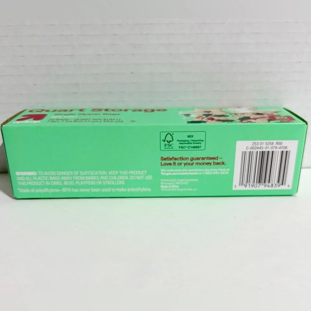 Up&Up Holiday Quart Zipper Close Food Storage Bag 20ct Holly Berry NEW